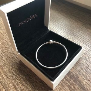 Pandora silver bangle